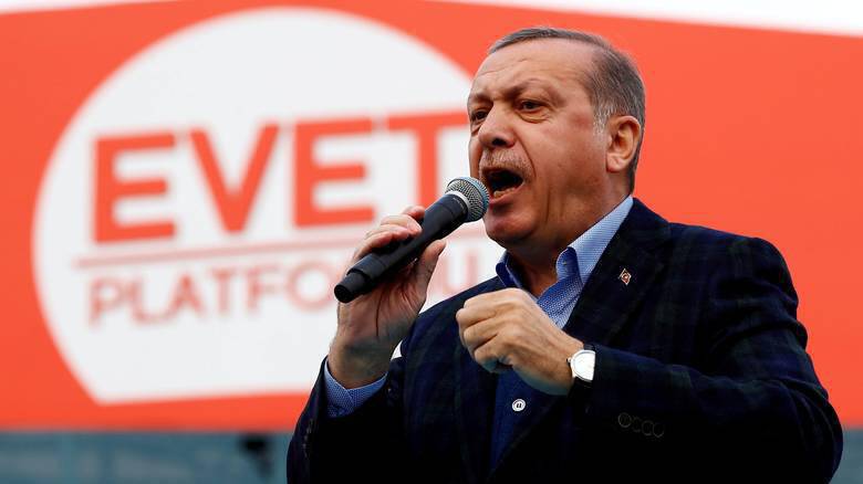 Άστραψε και βρόντηξε ο Ερντογάν κατά της Γερμανίας για την τρομοκρατία