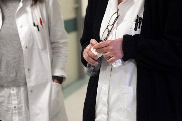 Σστάση εργασίας οι νοσοκομειακοί γιατροί, ζητούν καταβολή δεδουλευμένων