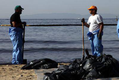 Ρύπανση Σαρωνικού: Ποιες παραλίες παραδίδονται καθαρές