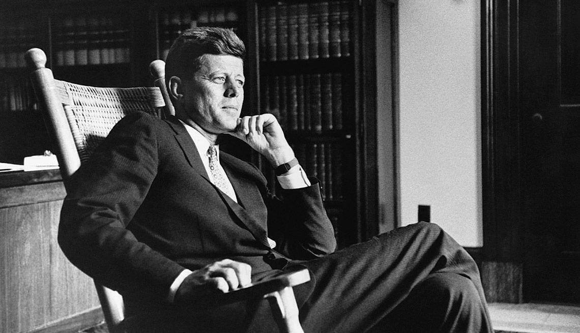 Αναβλήθηκε η δημοσιοποίηση «ευαίσθητων» εγγράφων για τη δολοφονία του JFK