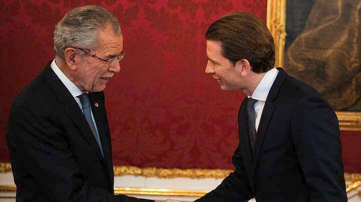 O Κουρτς ενημερώνει τον Αυστριακό πρόεδρο για τις διερευνητικές επαφές