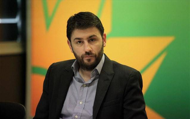 Ανδρουλάκης: Το συνέδριο του ΠΑΣΟΚ δεν είναι αντάξιο της ιστορίας του