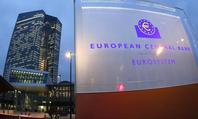 Με τρία όπλα η ΕΚΤ επιτίθεται στην ύφεση στην Ευρώπη