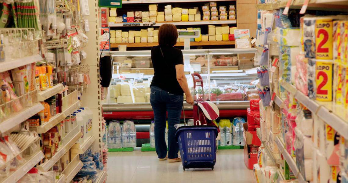 Πληθωρισμός: Φαρμάκι οι τιμές στα τρόφιμα – Αλμα 31% στα ράφια των σούπερ μάρκετ
