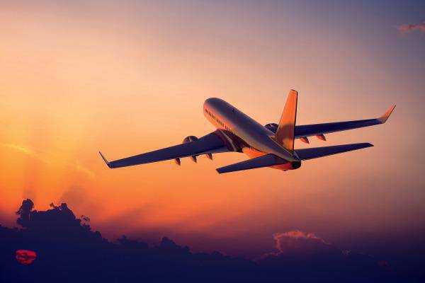 Αναγκαστική προσγείωση αεροσκάφους στη Θεσσαλονίκη – Νεαρός έκανε άνω κάτω πτήση από Λονδίνο