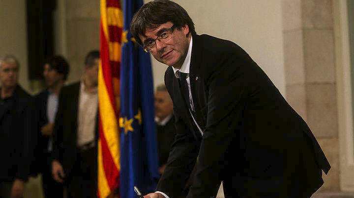 Ο Πουτζντεμόν πρότεινε τον Τόρα ως υποψήφιο για την προεδρία της Καταλονίας