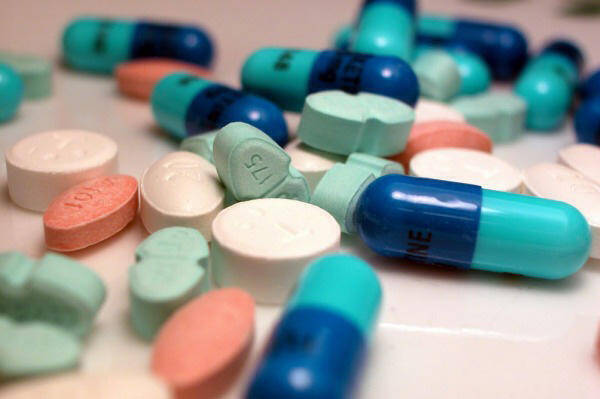 Κορονοϊός: Διαθέσιμα από αύριο Πρωτομαγιά τα χάπια στα φαρμακεία των νοσοκομείων – Αναλυτικοί πίνακες