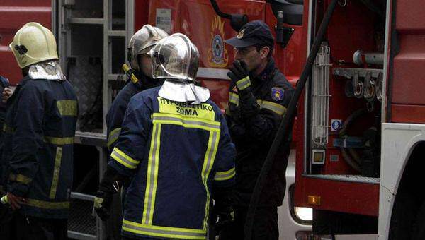 Ιόνια Οδός: Αυτοκίνητο τυλίχτηκε στις φλόγες κοντά στα διόδια Τερόβου