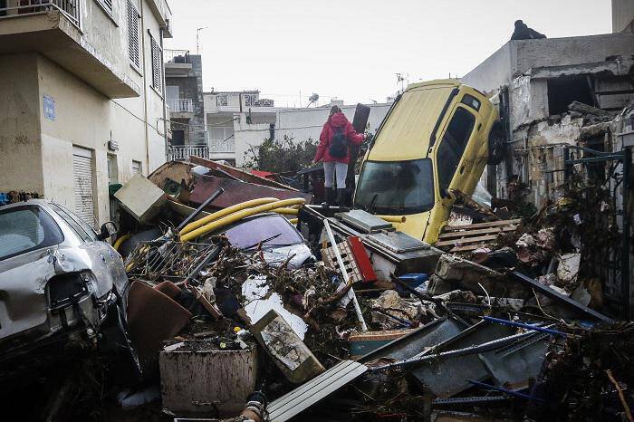 Οι τρεις αιτίες της φονικής πλημμύρας στη Μάνδρα