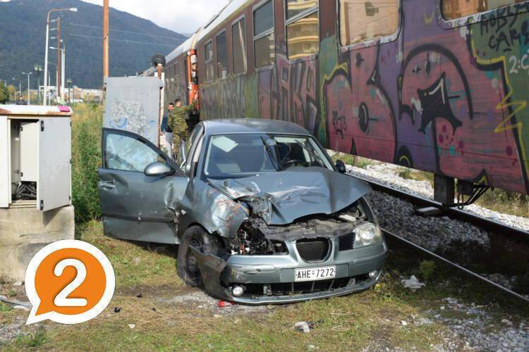 Ξάνθη: Αυτοκίνητο συγκρούστηκε με τρένο (pics)