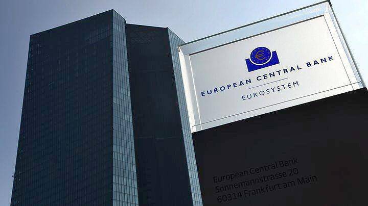 ΕΚΤ: Αργούν οι κανόνες για τα καινούργια «κόκκινα» δάνεια