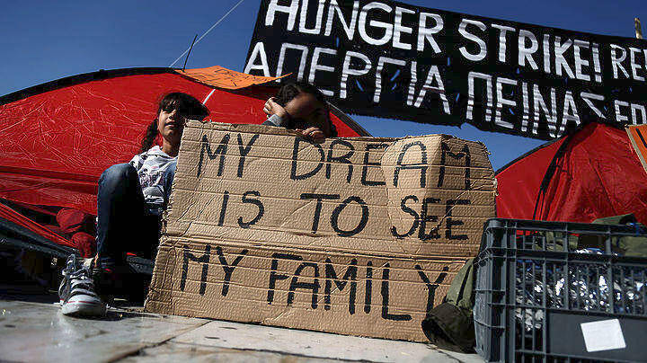 «Απεργία πείνας μέχρι να επανενωθούμε με τις οικογένειές μας»