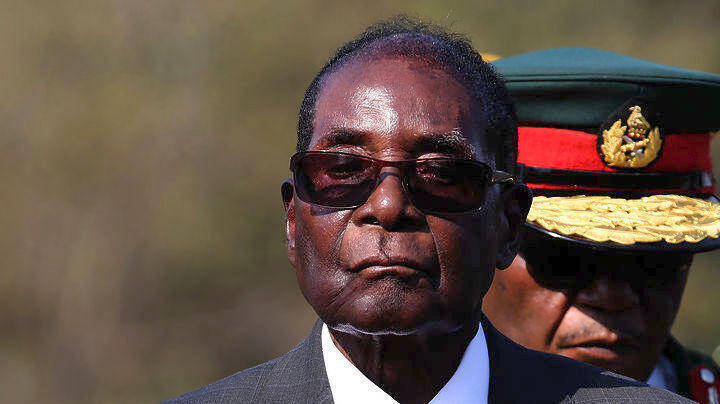 Ζιμπάμπουε: Διορία στον Μουγκάμπε να παραιτηθεί μέχρι το μεσημέρι της Δευτέρας