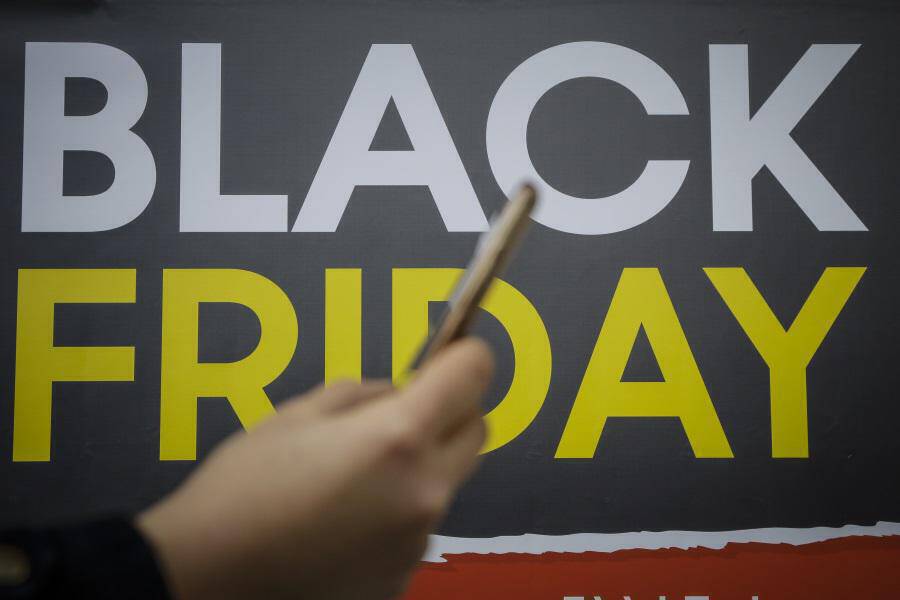 Black Friday: 26 φορές πάνω ο τζίρος των καταστημάτων