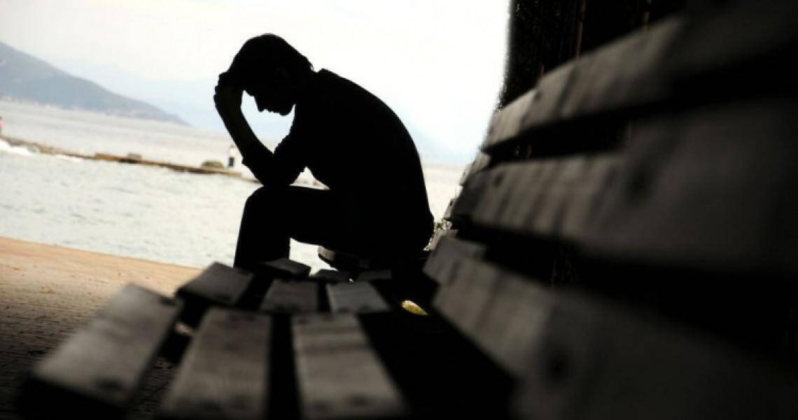 Κατάθλιψη στην εφηβεία: Μεγαλύτερος κίνδυνος για όσους έχουν πατέρα με κατάθλιψη