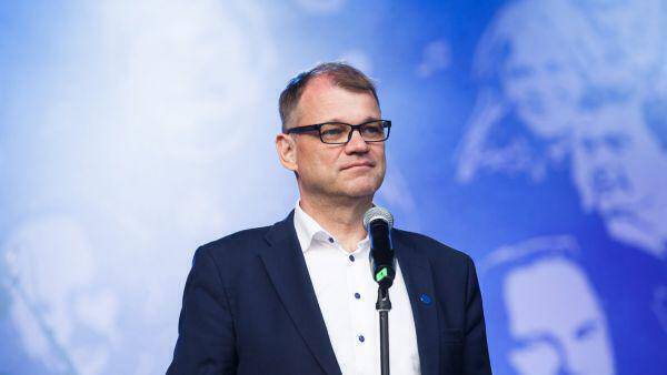 Φινλανδία: Υφυπουργός κρύφτηκε στο πορτ μπαγκάζ για να συναντηθεί μυστικά με τον πρωθυπουργό