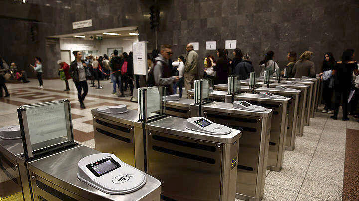 ΟΑΣΑ: Κλείνουν σταδιακά οι πύλες των ΑμεΑ στους σταθμούς του Μετρό