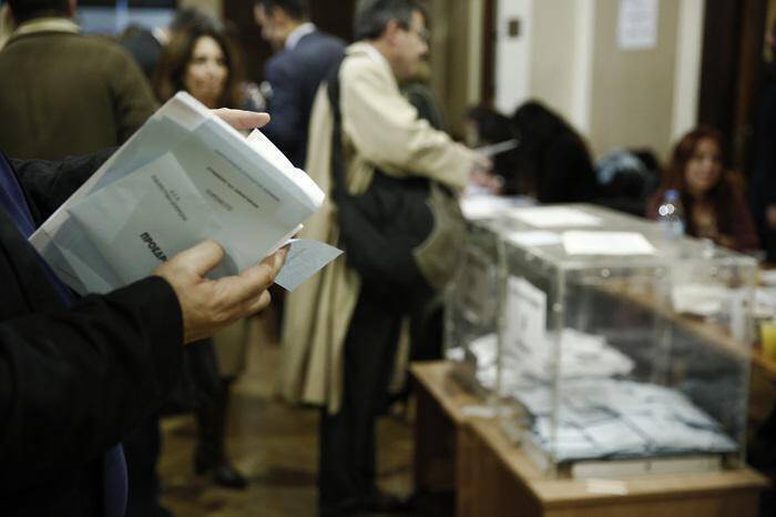 ΥΠΕΣ: Η ΝΔ παίζει μικροπολιτικά παιχνίδια με την ψήφο των Ελλήνων του εξωτερικού