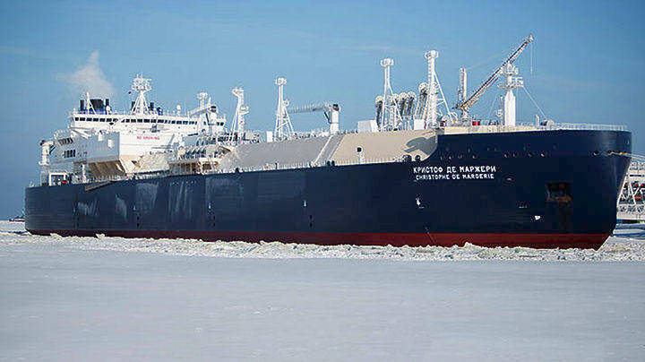 Ρωσικό παγοθραυστικό τάνκερ μετέφερε φυσικό αέριο στη Μ. Βρετανία