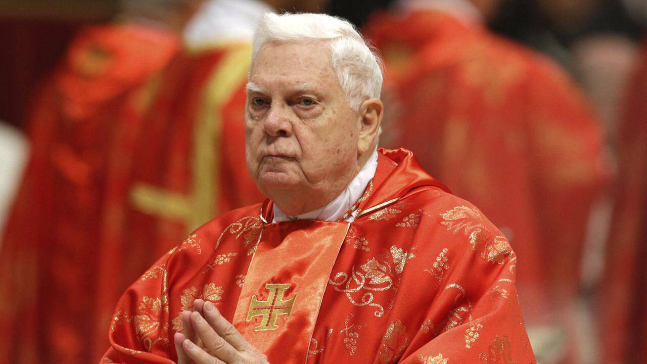 Απεβίωσε ο καρδινάλιος, υπό την ηγεσία του οποίου γίνονταν βιασμοί ανηλίκων από ιερείς