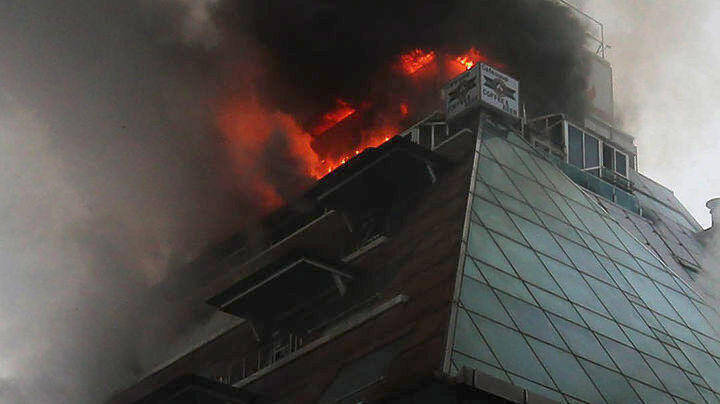Ν. Κορέα: Δεκαέξι νεκροί σε πυρκαγιά που ξέσπασε σε πολυώροφο κτίριο