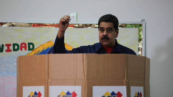 Μαδούρο προς Τραμπ: Η Βενεζουέλα είναι “έτοιμη για σύγκρουση”