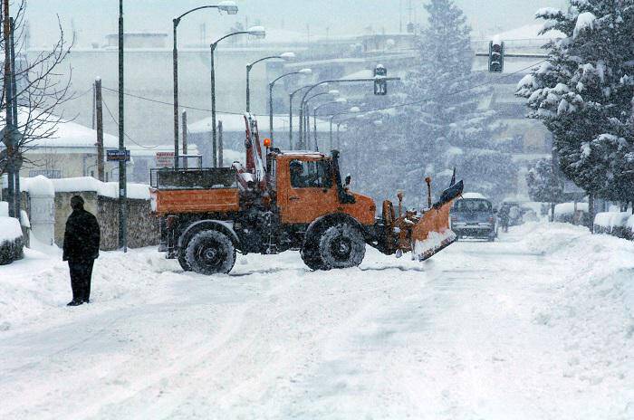 Πάρνηθα: Έκλεισε λόγω χιονόπτωσης ο δρόμος