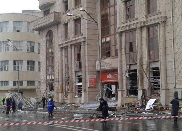 Δύο νεκροί από ισχυρή έκρηξη στο Αζερμπαϊτζάν (pics&vid)
