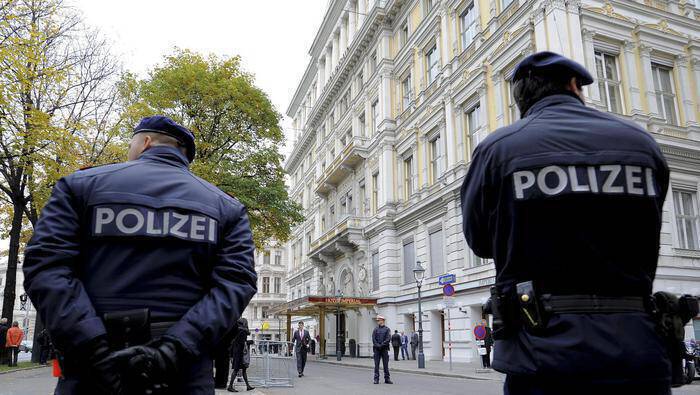 Βιέννη: Επίθεση με μαχαίρι – Τουλάχιστον τρεις τραυματίες
