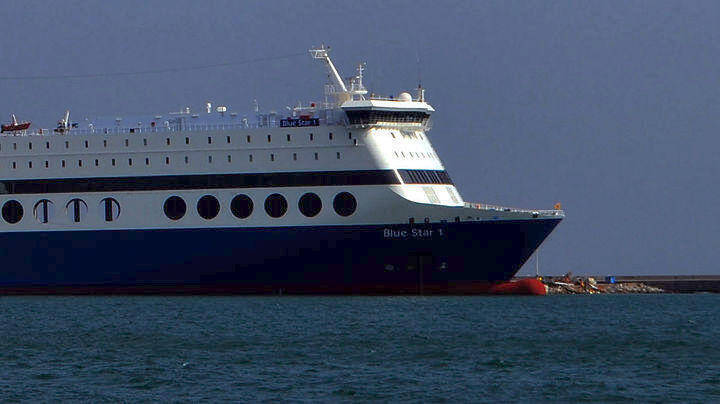 Νεκρός ο επιβάτης του Blue Star Naxos που έπεσε στη θάλασσα