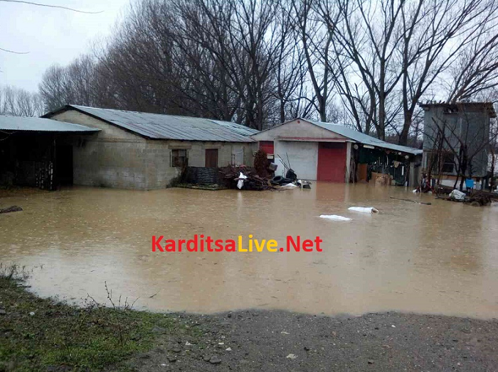 Καρδίτσα: Εκκενώνεται οικισμός λόγω υπερχείλισης ποταμού