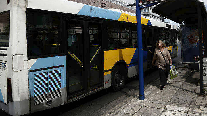 Πάτρα: Οδηγός κατέβασε 14χρονη από το λεωφορείο γιατί δεν είχε εισιτήριο να της πουλήσει