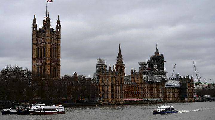 Σάλος στη Βρετανία: Βουλευτής των Συντηρητικών ένοχος για σεξουαλική κακοποίηση 15χρονου