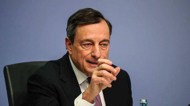Ντράγκι: Δεν είναι δουλειά της ΕΚΤ να αποφασίσει αν η Ελλάδα χρειάζεται ένα ακόμη πρόγραμμα