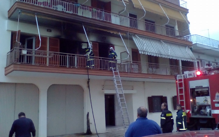 Θεσσαλονίκη: Στις φλόγες τυλίχτηκε διαμέρισμα στον Λαγκαδά