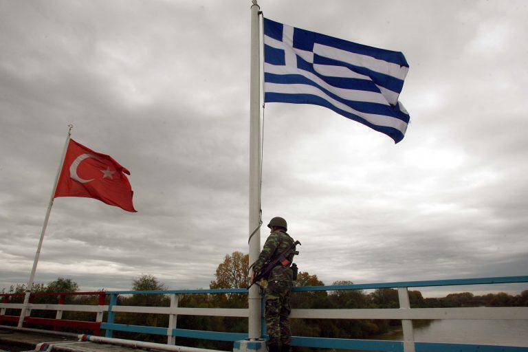 Στην Τουρκία επέστρεψαν οι δύο Τούρκοι στρατιωτικοί που συνελήφθησαν στον Έβρο – Τι λέει το ΓΕΣ