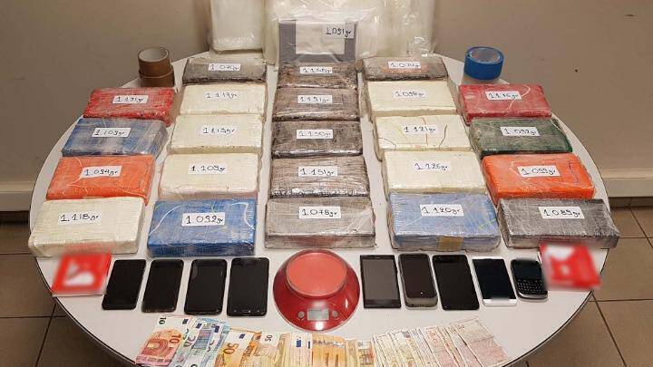 Εξαρθρώθηκε κύκλωμα εμπορίας ναρκωτικών – Κατασχέθηκαν 26 κιλά κοκαΐνης