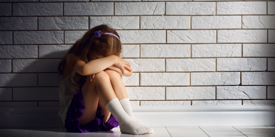 Λέρος: Στη φυλακή οι γονείς για σεξουαλική κακοποίηση των παιδιών τους