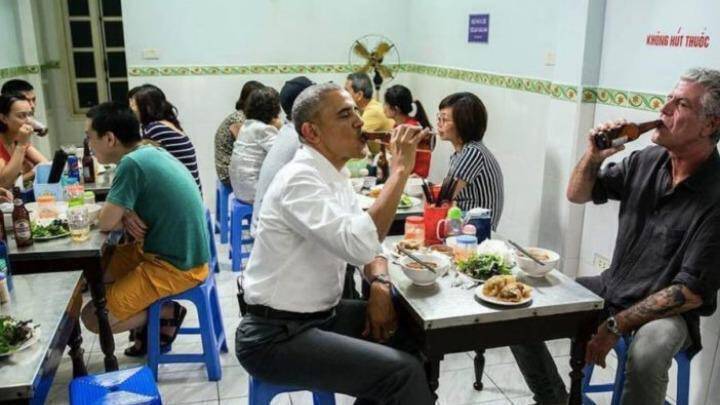 Ατραξιόν το… τραπέζι όπου έφαγε ο Ομπάμα στο Ανόι