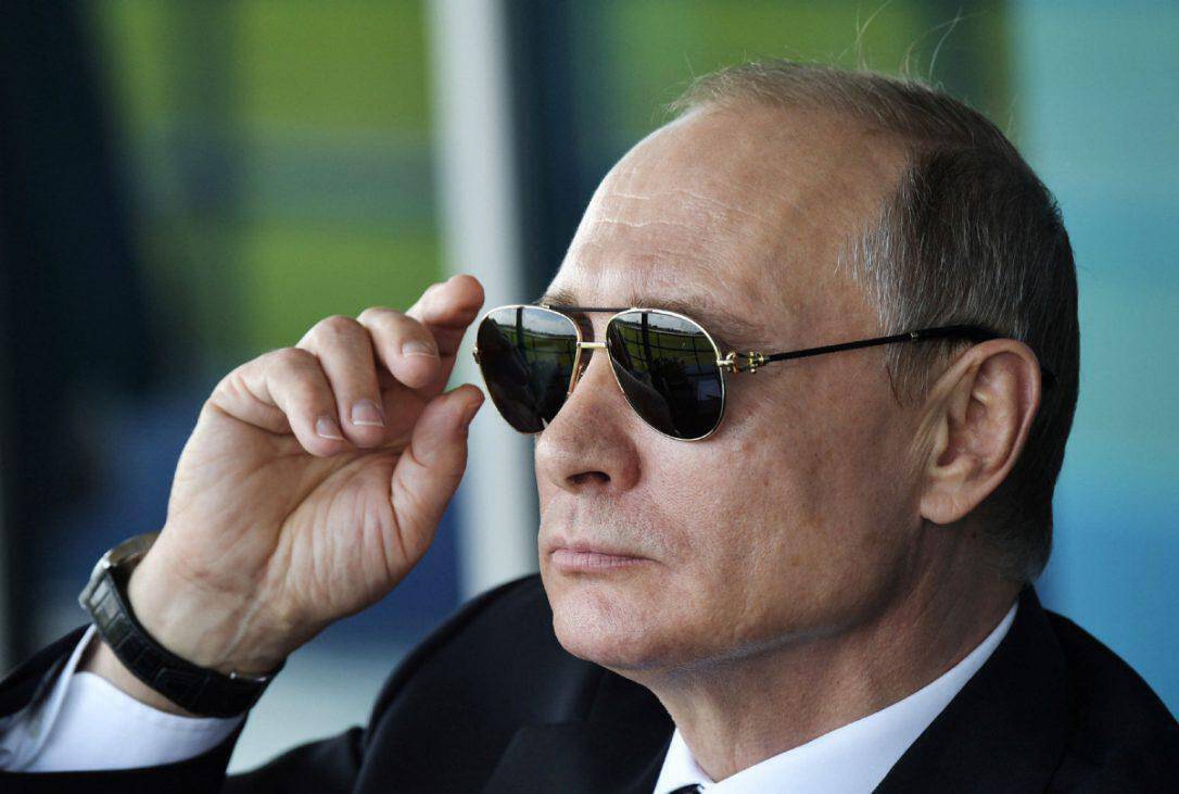 Πούτιν: Δεν θα πιστεύετε πόσο συχνά χρησιμοποιεί μετρητά!