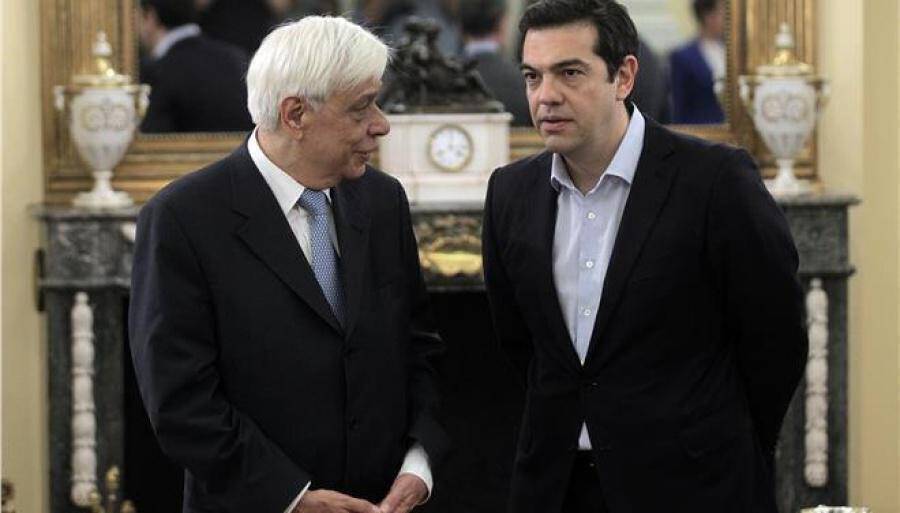 Υπόγειες κόντρες στο ΣΥΡΙΖΑ για τον Παυλόπουλο