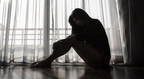Έρευνα: Οι γυναίκες με κατάθλιψη αντιμετωπίζουν υψηλότερο καρδιαγγειακό κίνδυνο από τους άνδρες