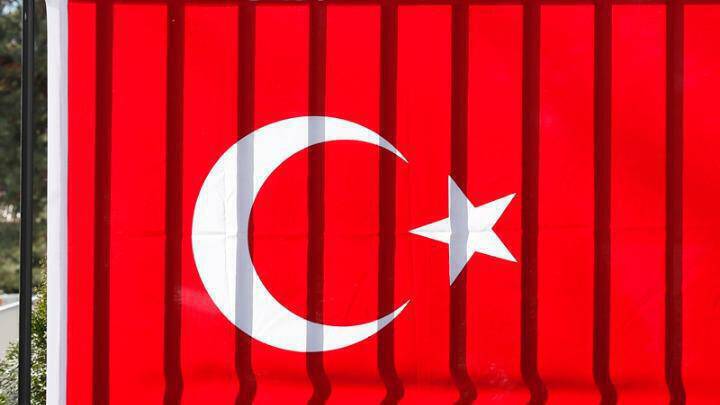 Σε κίνδυνο η Τουρκία-Να ζητήσει βοήθεια από το ΔΝΤ