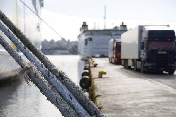 Απεργία ΠΝΟ: Άκαρπη η συνάντηση – Θα παραμείνουν δεμένα τα πλοία