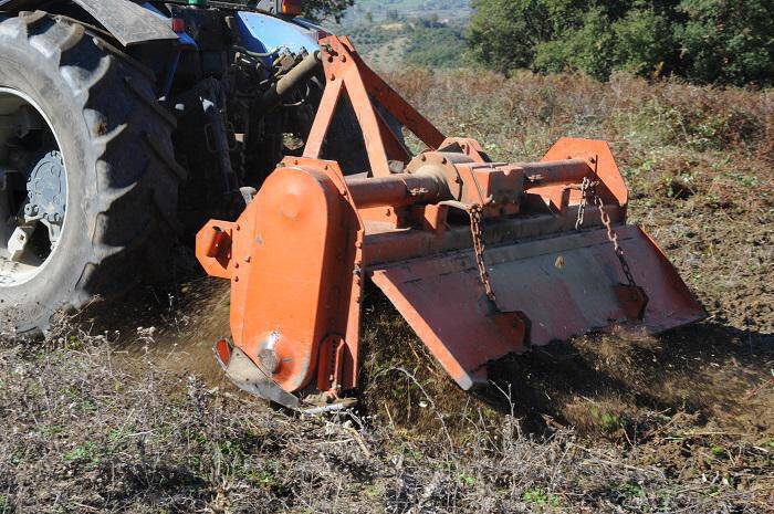 Εύβοια: Αγρότης διαμελίστηκε από γεωργικό μηχάνημα