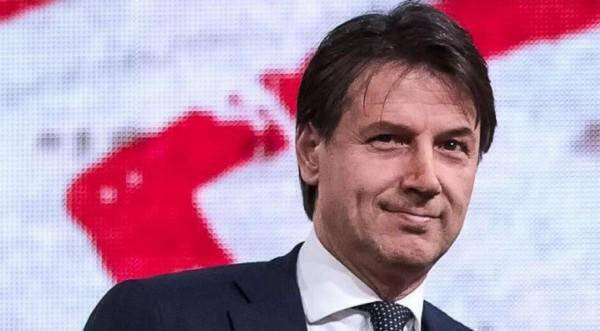 Νέα κυβέρνηση στην Ιταλία με Πρωθυπουργό τον Κόντε