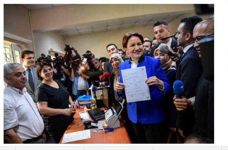 Η «λύκαινα» Ακσενέρ – Συγκέντρωσε 100.000 υπογραφές και εξασφάλισε την υποψηφιότητά της μέσα σε 4 ώρες