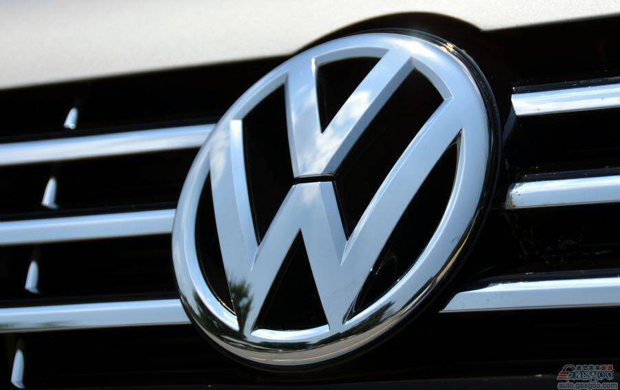Κορονοϊός: Η Volkswagen θέτει σε αναγκαστική άδεια σχεδόν 80.000 εργαζόμενους