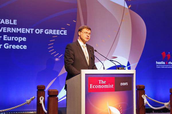 Ντομπρόβσκις στον Economist: “Η Οδύσσεια τελειώνει, οι μεταρρυθμίσεις συνεχίζονται”