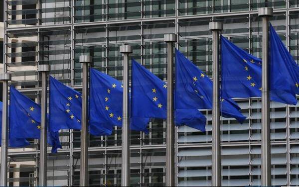 Κομισιόν: Πρόταση ύψους 2 τρισ. ευρώ για την οικονομική ανάκαμψη